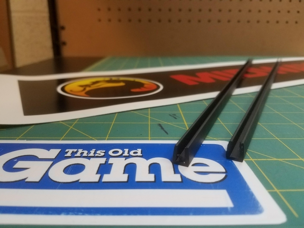 Mortal Kombat Marquee Trim