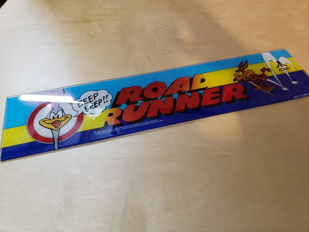 Road Runner Glass Marquee Rich